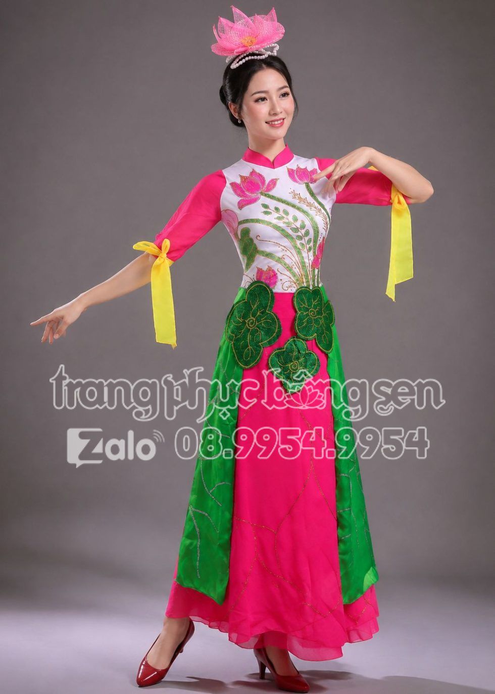 trang phục biểu diễn váy múa sen nổi trắng hồng tay xòe cột dây
