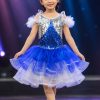Váy múa trẻ em kim sa xanh bích trắng vai cột dây