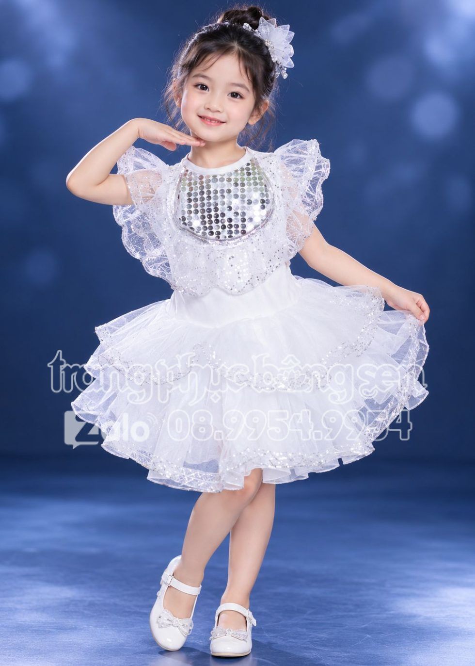 Đầm múa mầm non kim sa trắng cổ bèo