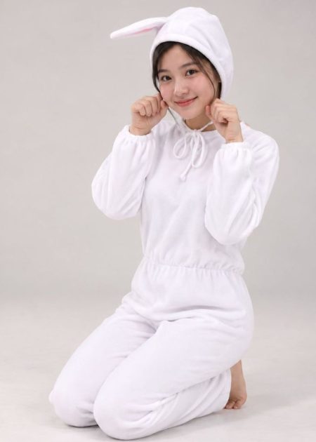 phục trang đồ thú hở mặt thỏ trắng