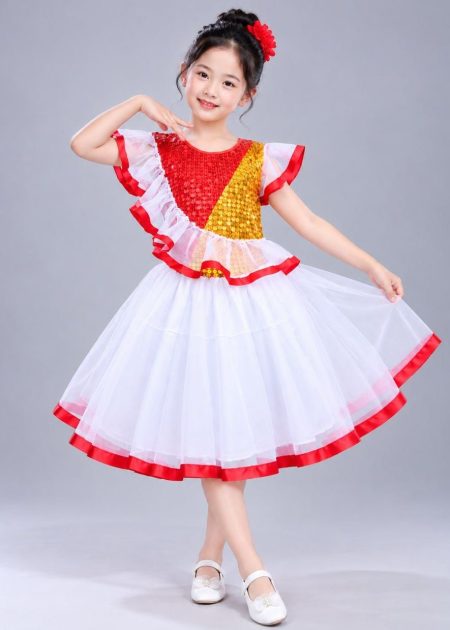 Thuê váy múa – Đầm múa ngang gối kim sa đỏ vàng bèo chéo vai