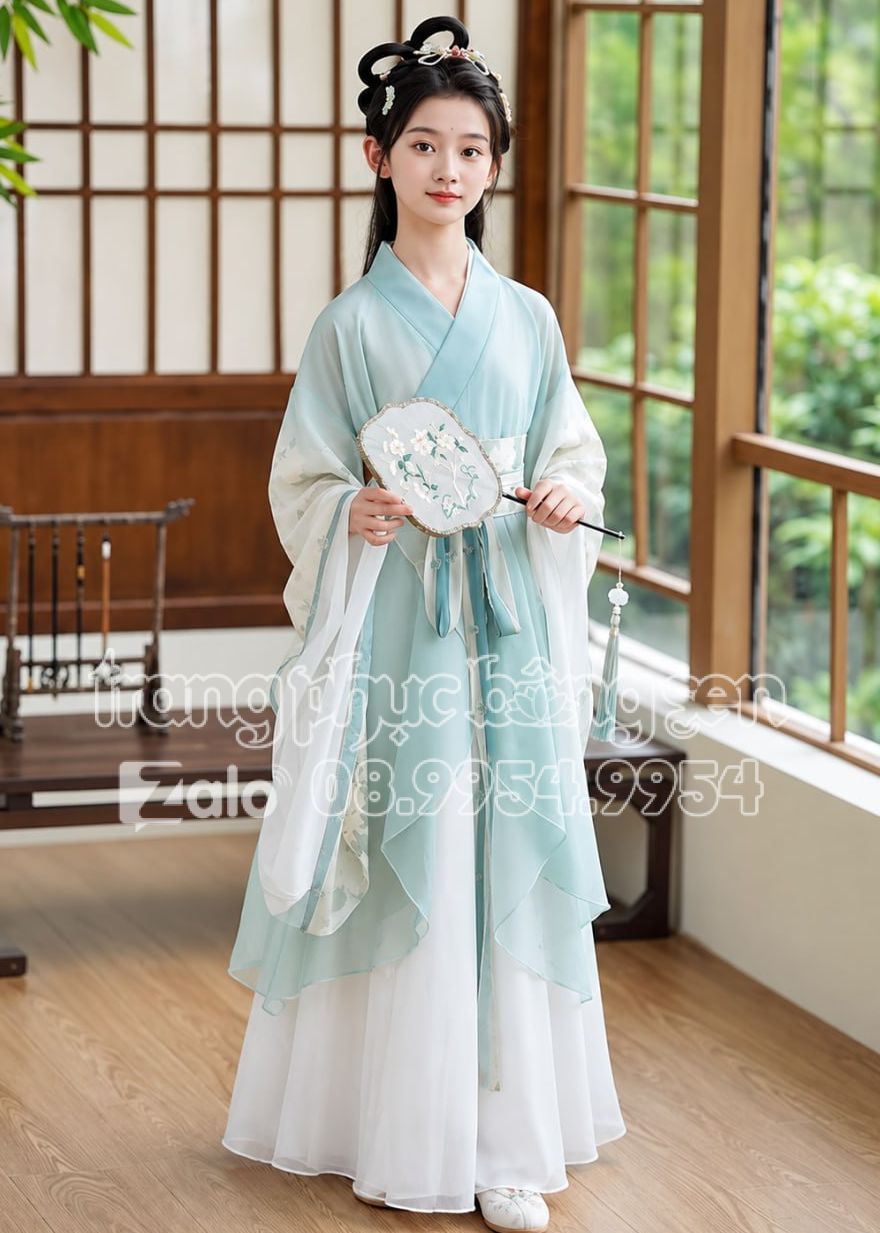 trang phục hằng nga thanh vân xanh trắng áo voan tay rộng